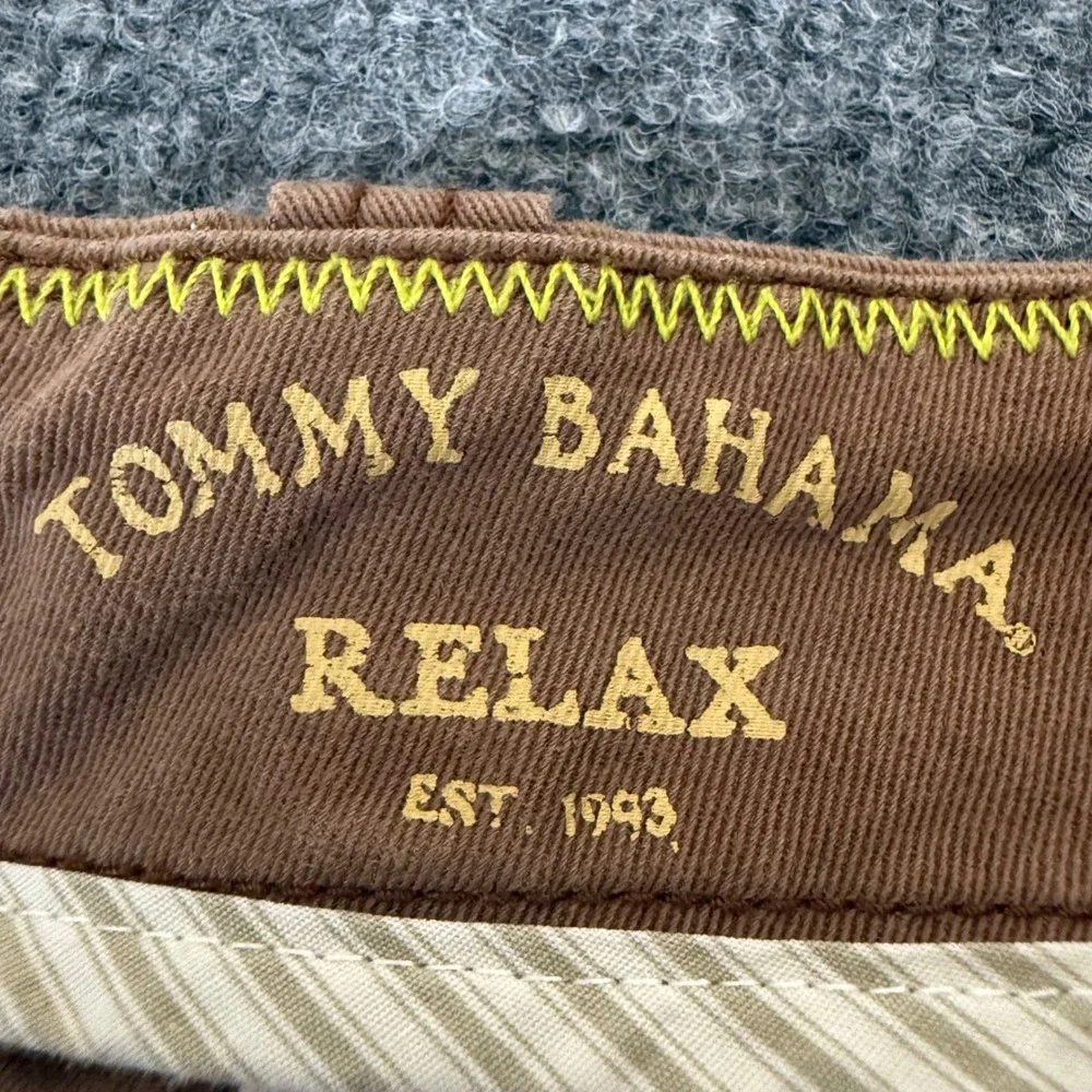 Tommy Bahama Mens Chino Short Size 33 Brown Cotton Flat Front Casual Resort Golf